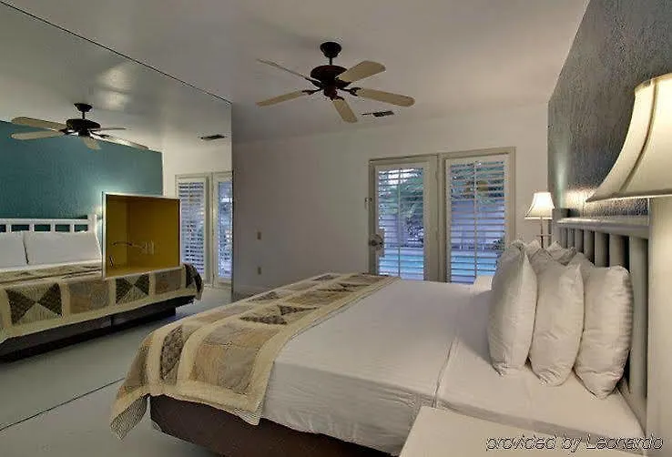 فندق بالم سبرينغس La Joya Inn- A Gay Men'S Clothing Optional Resort