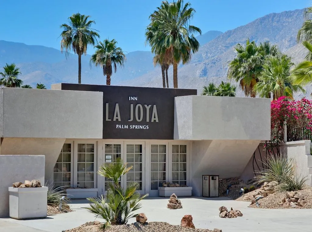 La Joya Inn- A Gay Men'S Clothing Optional Resort Palm Springs
